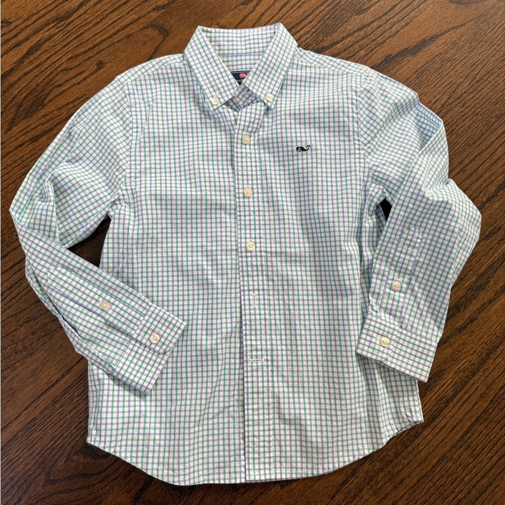 Vineyard vine, long sleeve dress shirt, size 6
